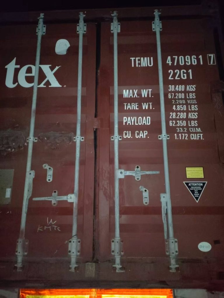 BRF Logistics Mengirimkan Panel Dinding WPC dalam Kontainer SOC Milik Pelanggan dari Shenzhen ke Melbourne, Australia (2)